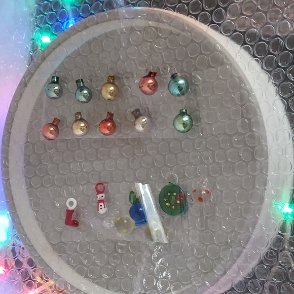 28pc Lot of Vintage Mini Christmas Tree Ornaments  Blown Glass & Glass - Picture 6 of 6